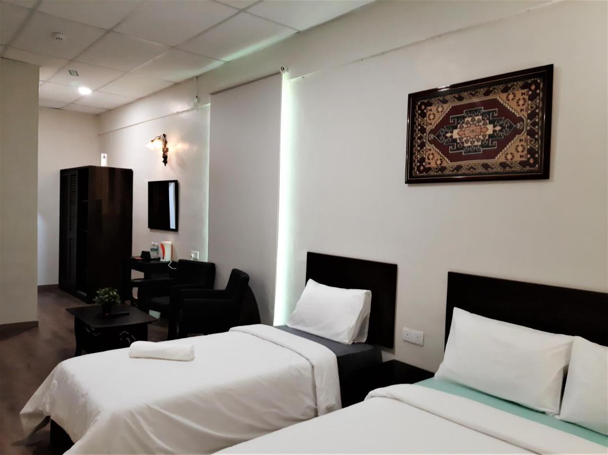 Blue Eyes Hotel Kepala Batas  Esterno foto